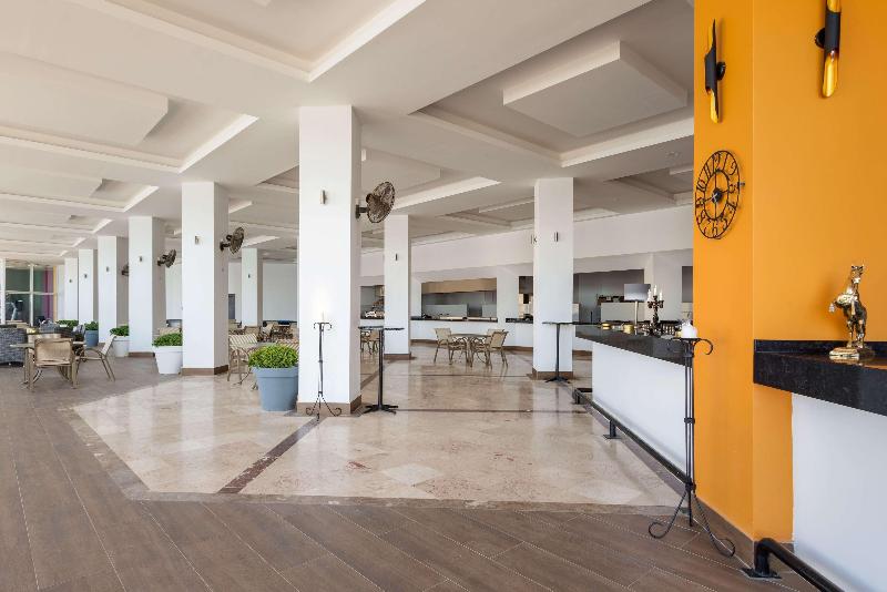 La Quinta by Wyndham Bodrum - Bar