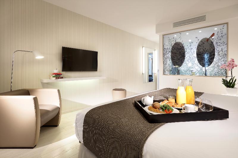 Eurostars Book Hotel - Oda