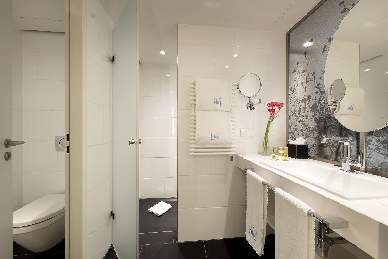 Eurostars Book Hotel - Oda