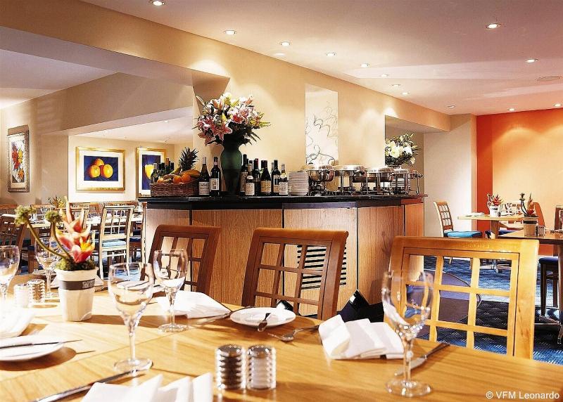 The Warwick Hotel - Lobi