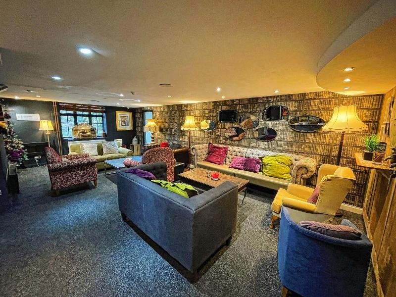 The Warwick Hotel - Lobi