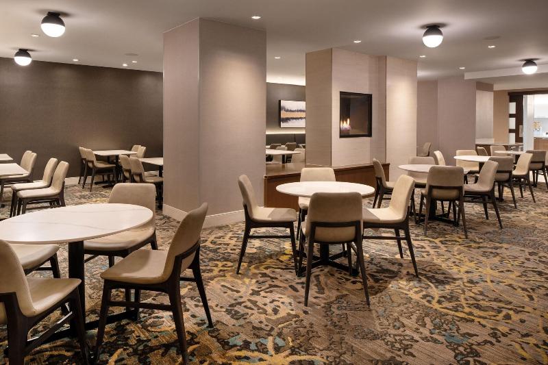 Residence Inn New York Manhattan/Midtown East - Restoran