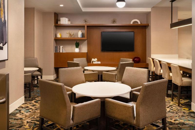 Residence Inn New York Manhattan/Midtown East - Restoran