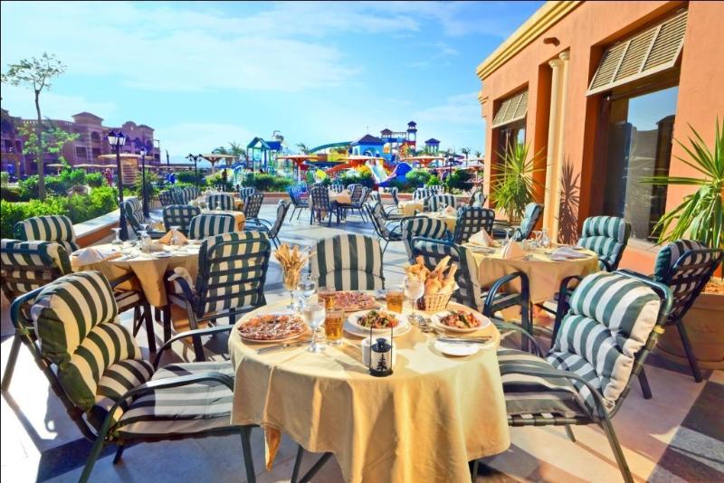 Charmillion Club Aqua Park - Restoran