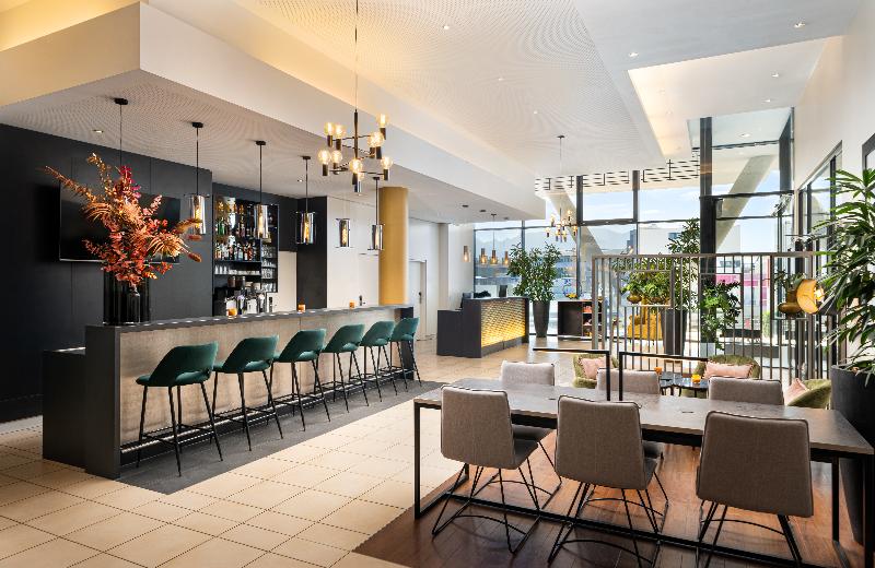 Leonardo Hotel Salzburg Airport - Bar