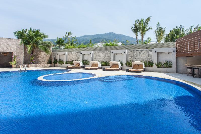 Patong Heritage Phuket - Havuz
