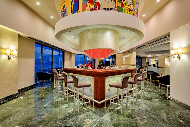 Royal Teos Thermal Resort Clinic & SPA - Bar