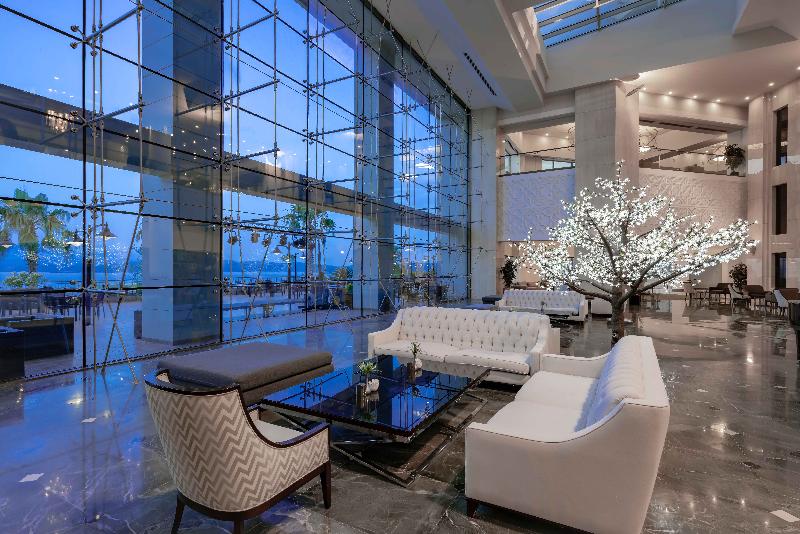 Royal Teos Thermal Resort Clinic & SPA - Lobi