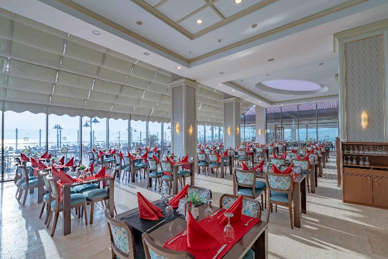 Royal Teos Thermal Resort Clinic & SPA - Restoran