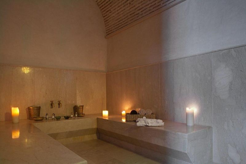 Palais de l'o - Aktivite