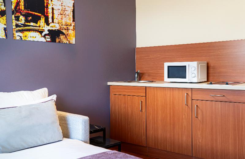 Leonardo Hotel Salzburg City Center - Oda