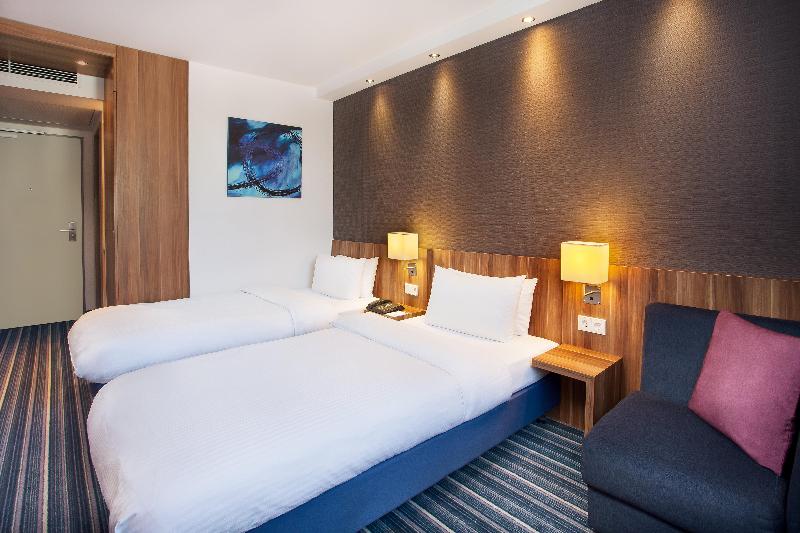 Holiday Inn Express Augsburg - Oda