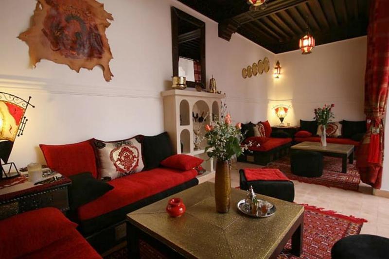 Riad Shaloma - Genel