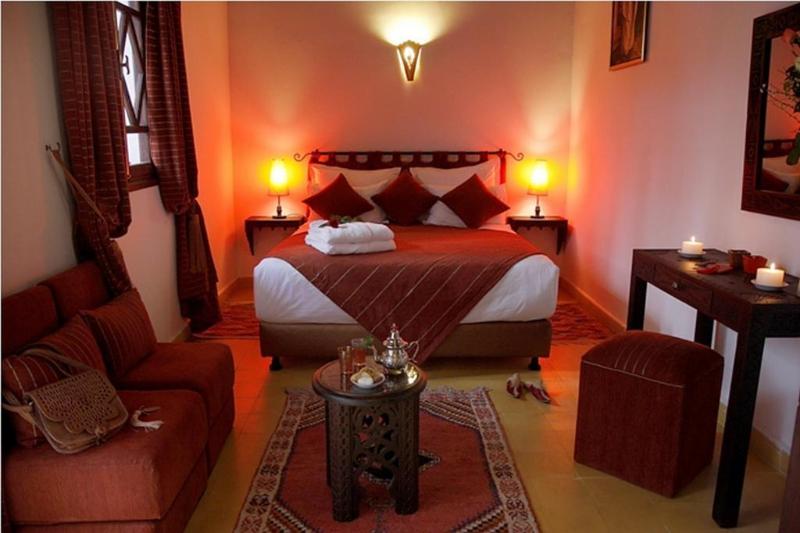 Riad Shaloma - Genel