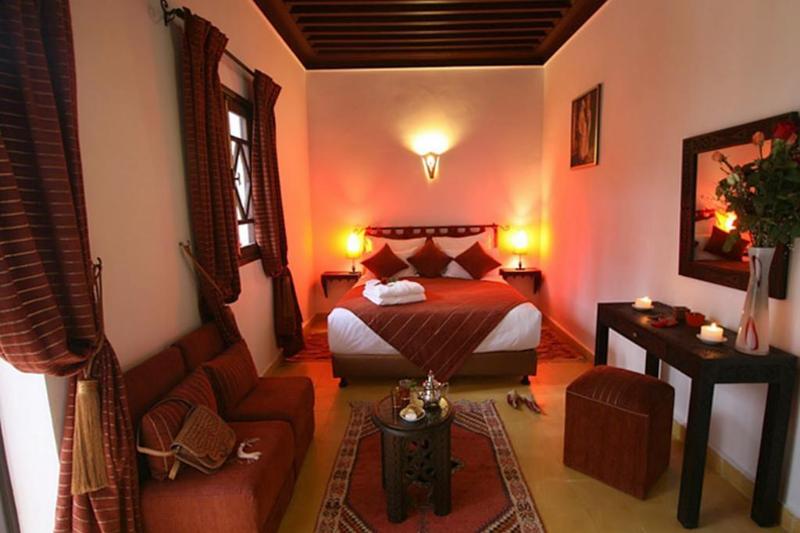 Riad Shaloma - Genel