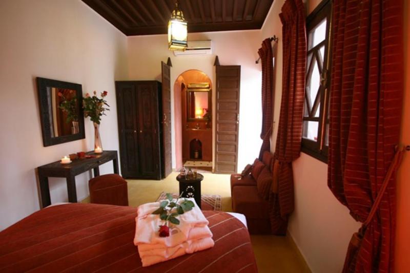 Riad Shaloma - Genel
