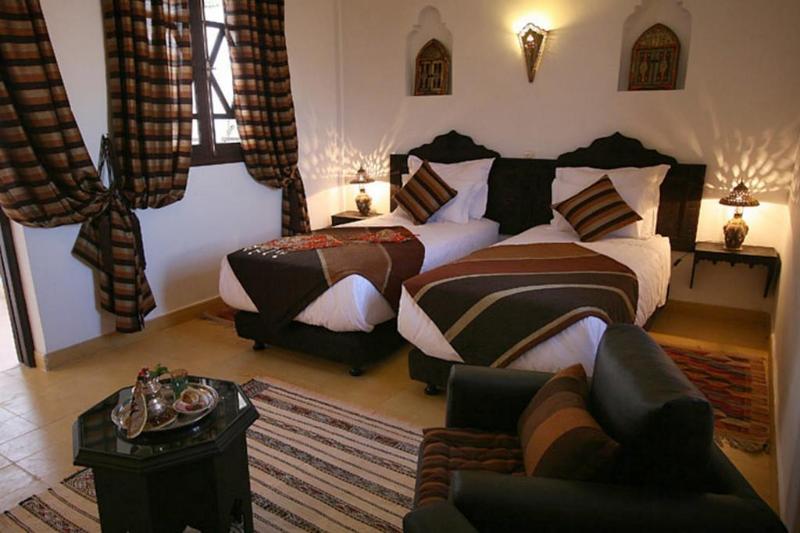 Riad Shaloma - Genel