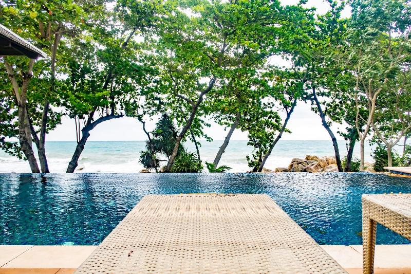 Pawanthorn Pool Villa Samui - Havuz