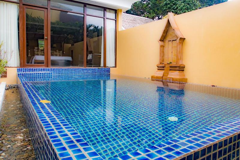 Pawanthorn Pool Villa Samui - Havuz