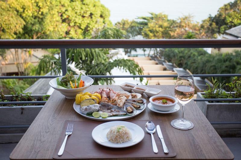 Pawanthorn Pool Villa Samui - Restoran