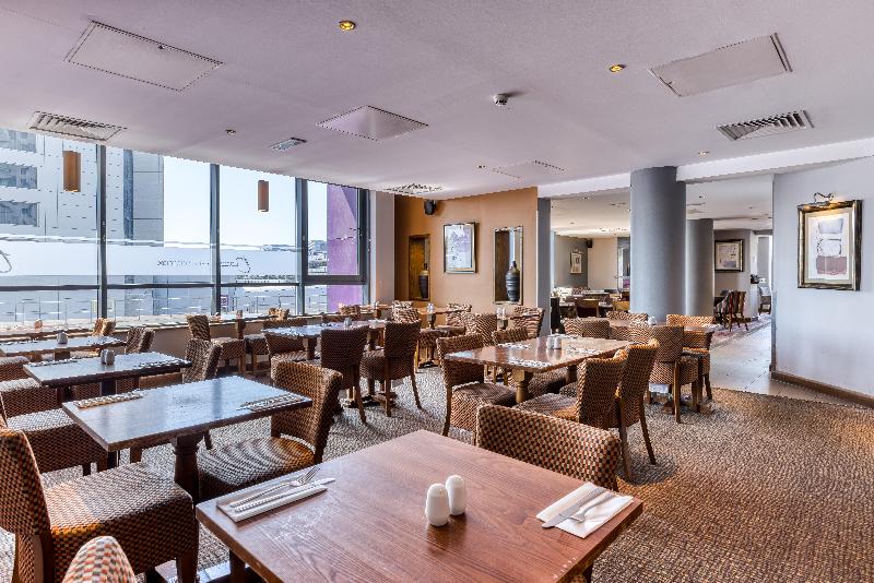 Premier Inn London Gatwick Airport - Restoran