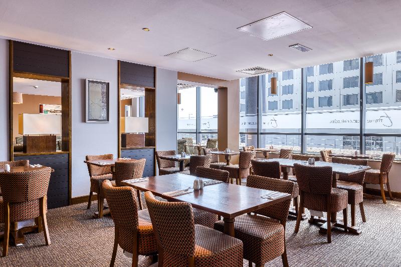 Premier Inn London Gatwick Airport - Restoran