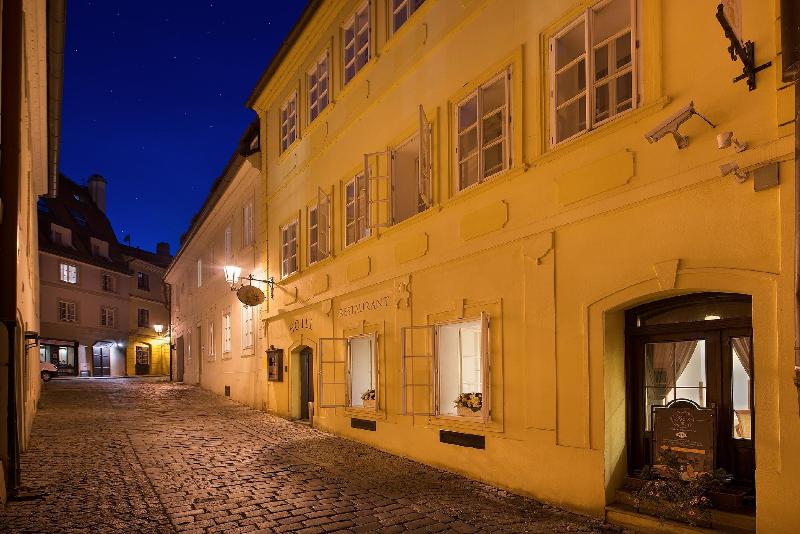 Boutique Hotel Constans - Genel