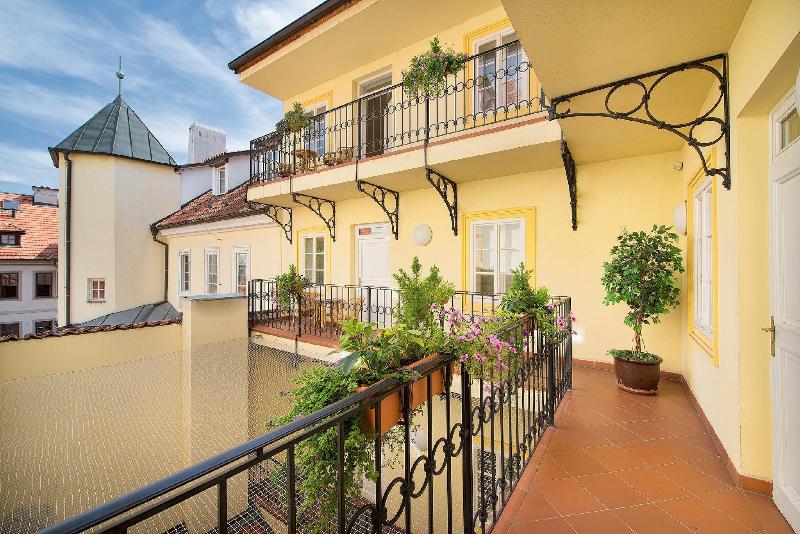Boutique Hotel Constans - Genel