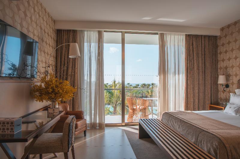 Wine & Books by the sea - Algarve Resort - Oda