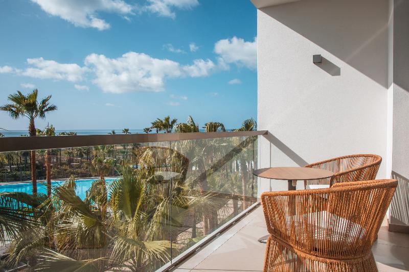 Wine & Books by the sea - Algarve Resort - Oda