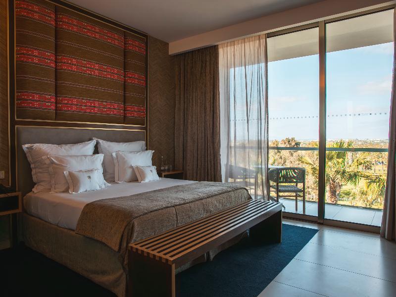 Wine & Books by the sea - Algarve Resort - Oda