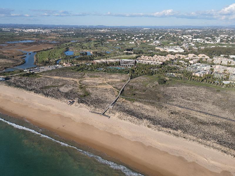 Wine & Books by the sea - Algarve Resort - Plaj