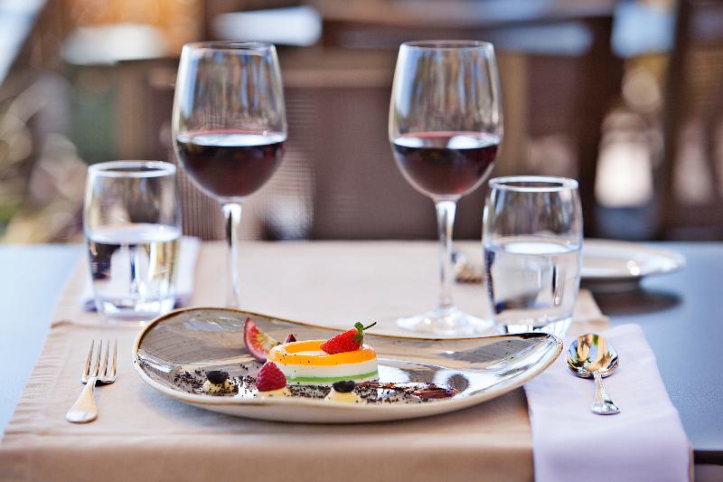 Wine & Books by the sea - Algarve Resort - Restoran