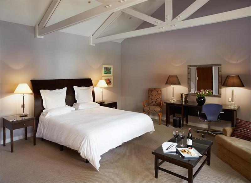 The Maids Head Hotel - Genel