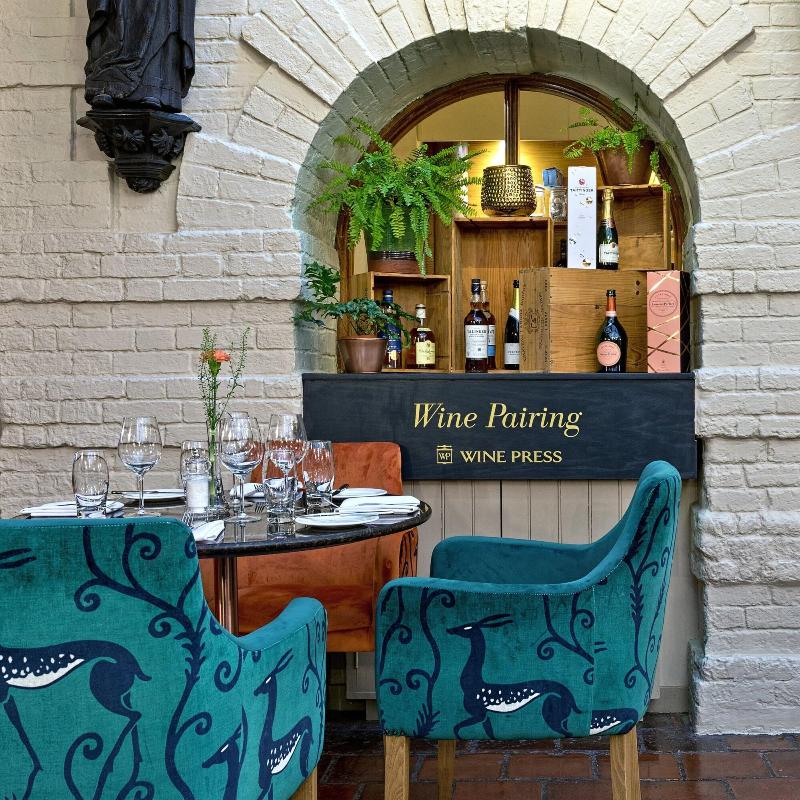 The Maids Head Hotel - Restoran