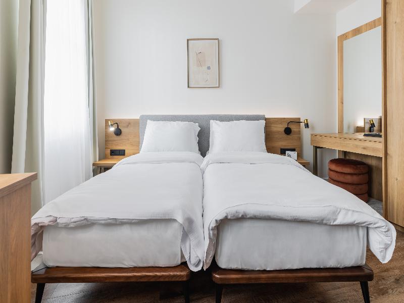 Forty Plus One Hotel Vienna - Oda