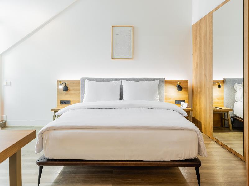 Forty Plus One Hotel Vienna - Oda