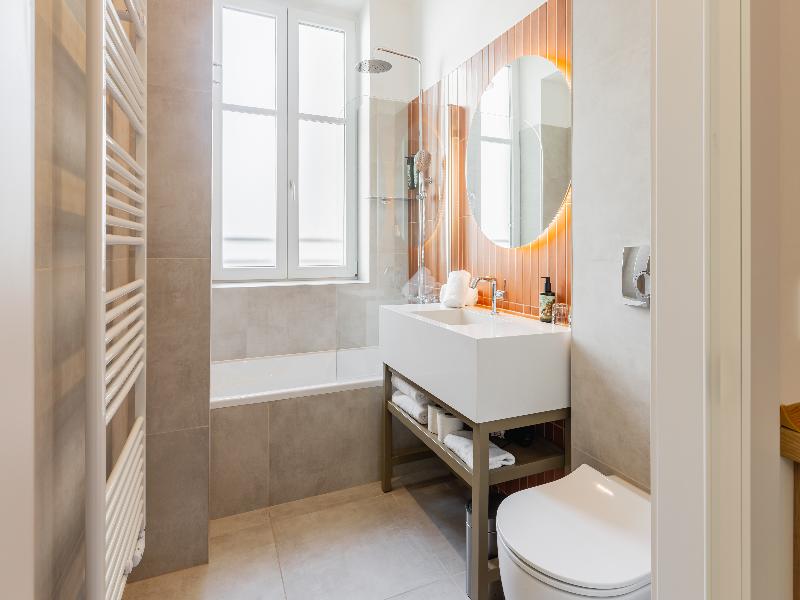 Forty Plus One Hotel Vienna - Oda