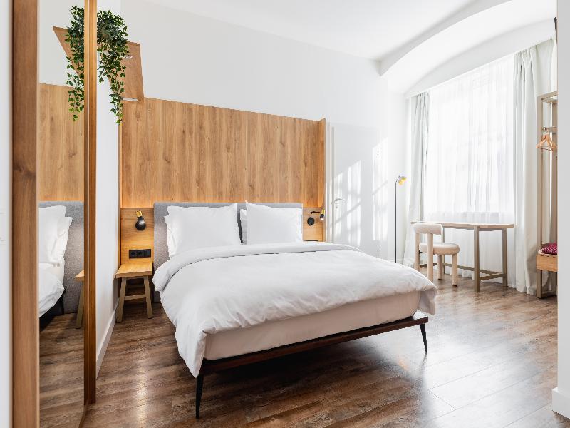 Forty Plus One Hotel Vienna - Oda