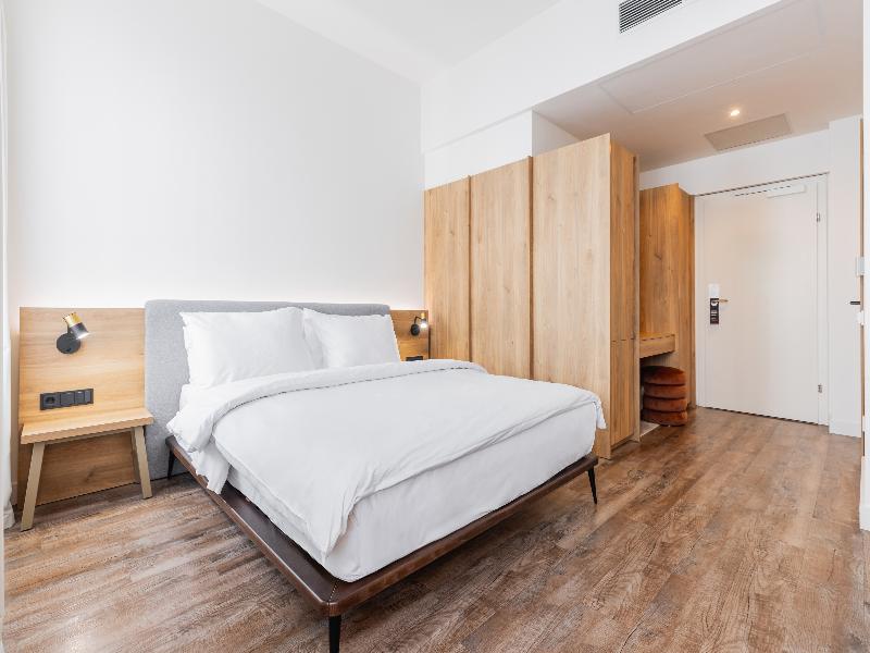 Forty Plus One Hotel Vienna - Oda