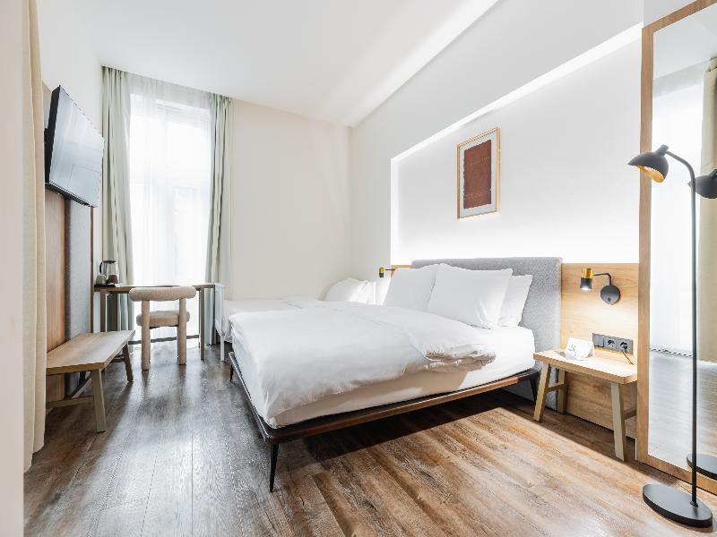 Forty Plus One Hotel Vienna - Oda