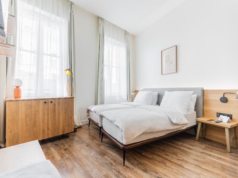 Forty Plus One Hotel Vienna - Oda
