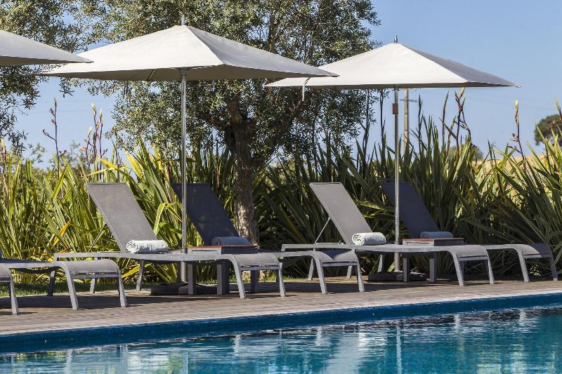Herdade da Cortesia Hotel - Havuz