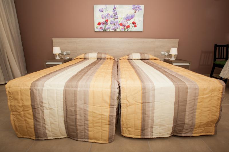 Crystallo Hotel Apts - Oda
