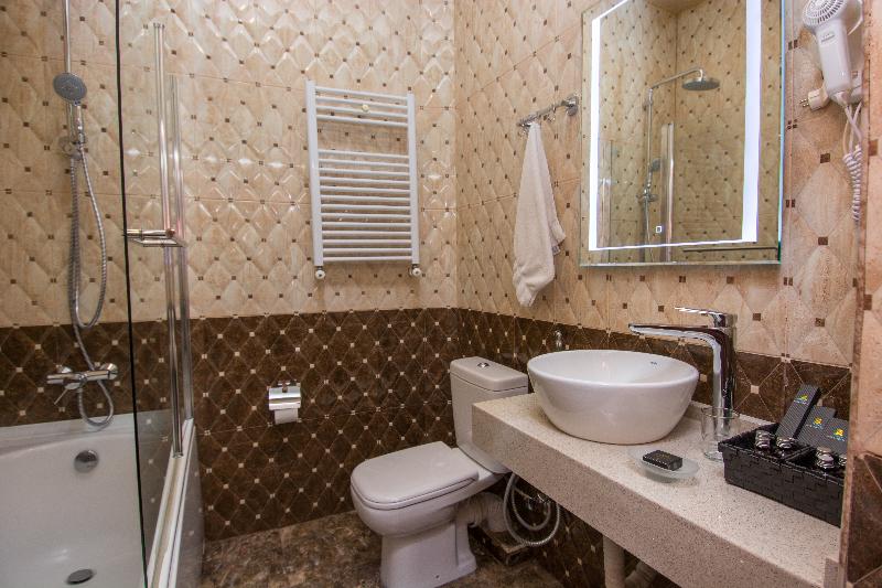 River Side Hotel Tbilisi - Oda
