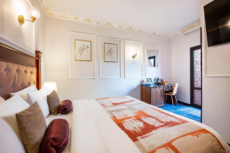 River Side Hotel Tbilisi - Oda