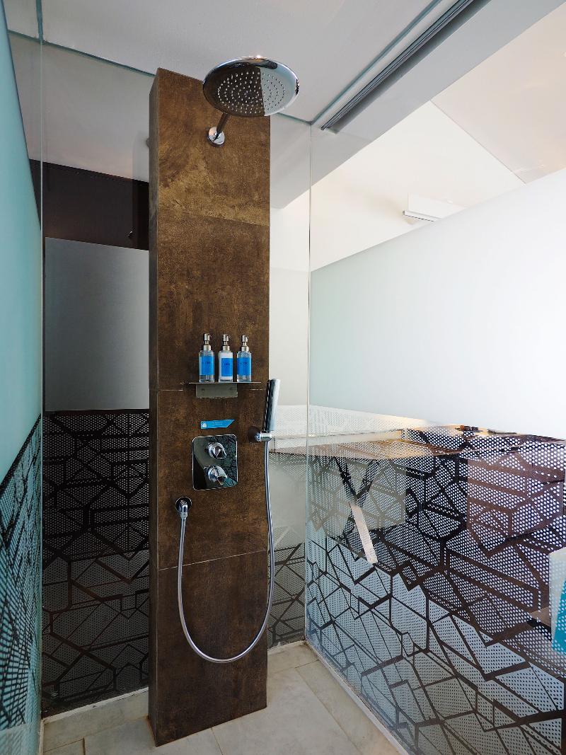 Ize Seminyak by LifestyleRetreats - Oda