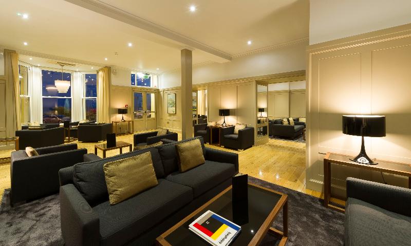 The Claremont - Lobi
