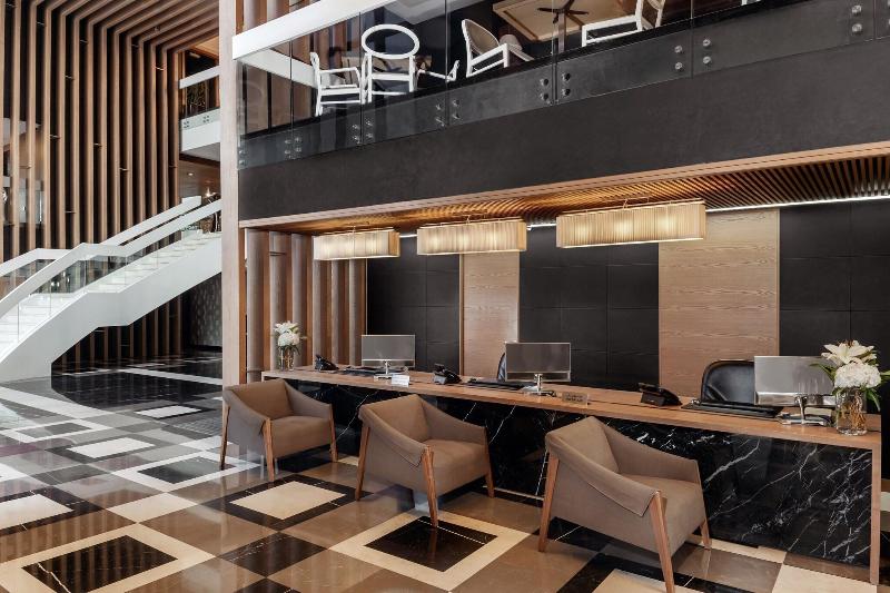 Four Points by Sheraton Doha - Lobi