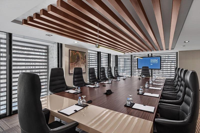 Four Points by Sheraton Doha - Toplantı